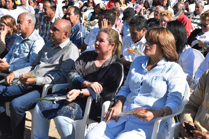 Presidencia del acto nacional por el Día del Trabajador del Comercio, la Gastronomía y los Servicios. Presidencia del acto nacional por el Día del Trabajador del Comercio, la Gastronomía y los Servicios.
