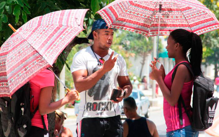 Los llamados conectify operan en zonas wifi de Cuba. Los llamados conectify operan en zonas wifi de Cuba.