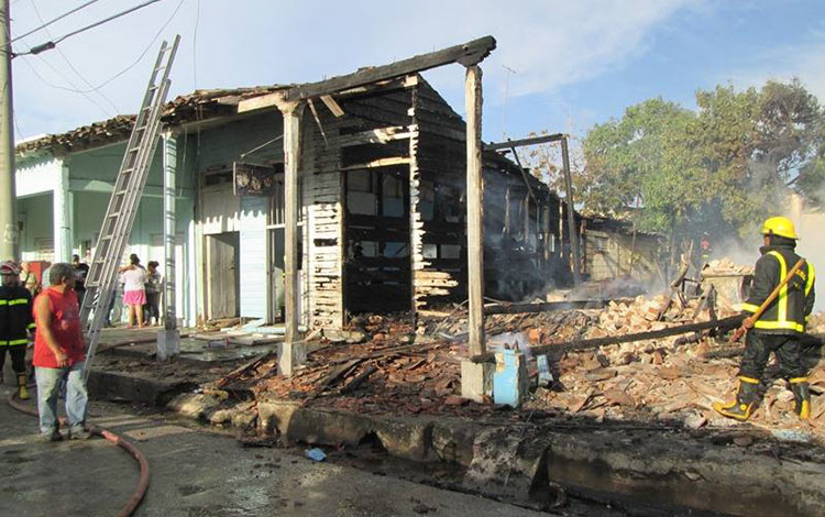 casas-destruidas.jpg