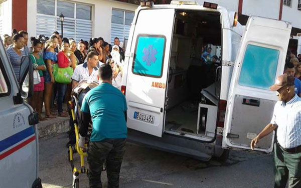 Traslado de heridos por accidente de tránsito en Manicaragua. Traslado de heridos por accidente de tránsito en Manicaragua.