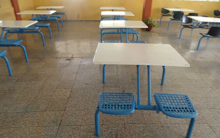 Un área restaurada del comedor de los estudiantes atletas.