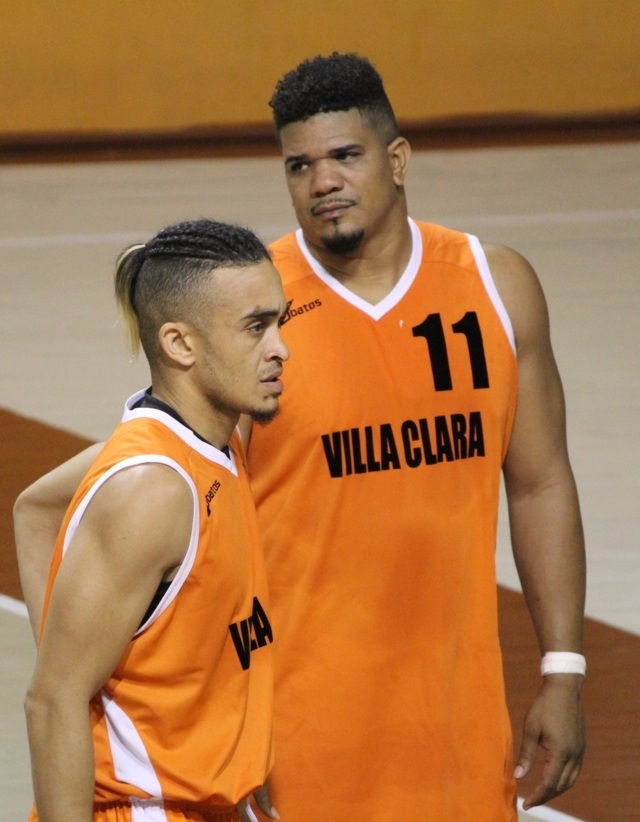 Refuerzos de los lobos del baloncesto, Villa Clara Refuerzos de los lobos del baloncesto, Villa Clara