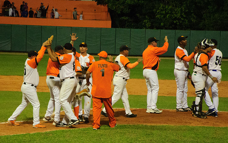 Villa Clara celebra segunda victoria contra Ciego de Ávila. Villa Clara celebra segunda victoria contra Ciego de Ávila.