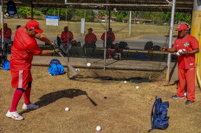Entrenamiento de Las Tunas para la Serie del Caribe Entrenamiento de Las Tunas para la Serie del Caribe