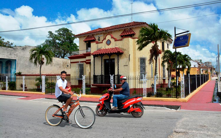 Restaurante El Colonial, en Camajuaní­.