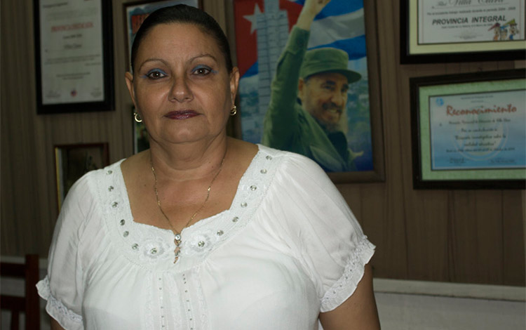 Esperanza González Barceló. Esperanza González Barceló, directora provincial de Educación en Villa Clara.