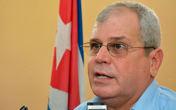 Homero Acosta, secretario del Consejo de Estado. Homero Acosta, secretario del Consejo de Estado.