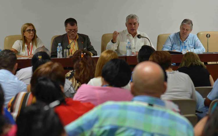 Miguel Díaz-Canel Bermúdez Miguel Díaz-Canel Bermúdez
