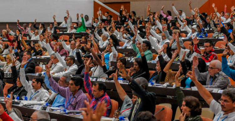 Diputados en sesión ordinaria de la Asamblea Nacional del Poder Popular. Diputados en sesión ordinaria de la Asamblea Nacional del Poder Popular.