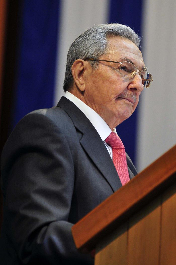 aúl Castro Ruz pronuncia discurso en Sesión constitutiva de la Asamblea Nacional del Poder Popular. aúl Castro Ruz pronuncia discurso en Sesión constitutiva de la Asamblea Nacional del Poder Popular.
