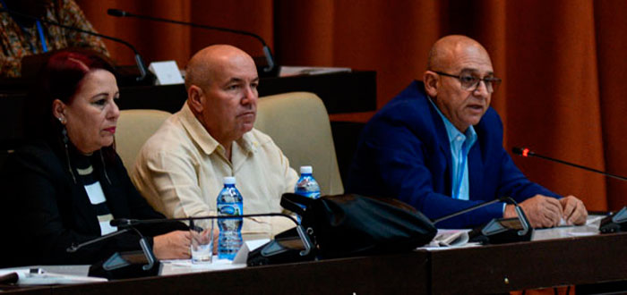 Intervención del ministro de la Construcción, René Mesa Villafaña. Intervención del ministro de la Construcción, René Mesa Villafaña.