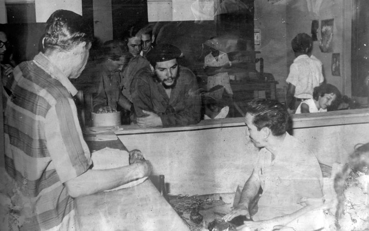 Che en tabaquería de Camajuaní