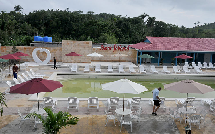 Piscina del Complejo Recreativo Somos Jóvenes, Piscina del Complejo Recreativo Somos Jóvenes,
