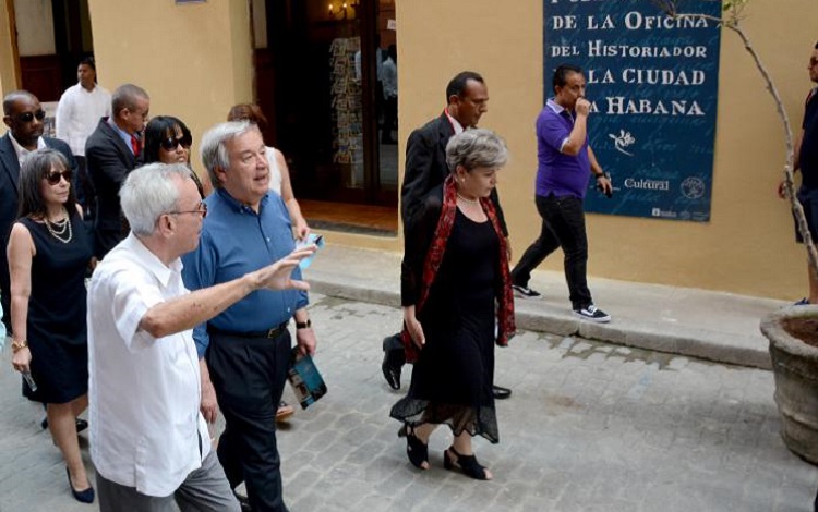 Secretario ONU anda de paseo por La Habana Secretario ONU anda de paseo por La Habana