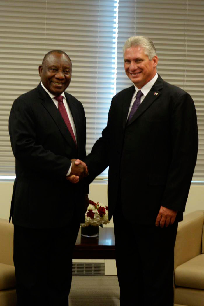 Encuentro de Miguel Dí­az-Canel Bermúdez con Cyril Ramaphosa, presidente de Sudáfrica.