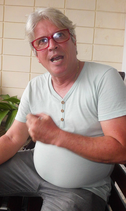 Rolando (Roly Peña), realizador de la Televisión Cubana. Rolando (Roly Peña), realizador de la Televisión Cubana.