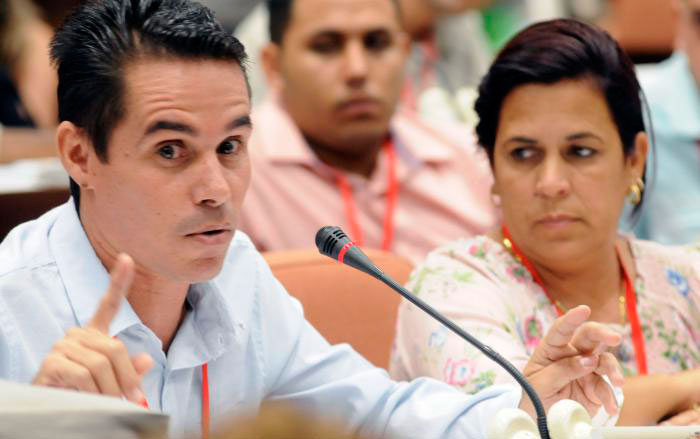 Delegados al X Congreso de la Unión de Periodistas de Cuba. Delegados al X Congreso de la Unión de Periodistas de Cuba.