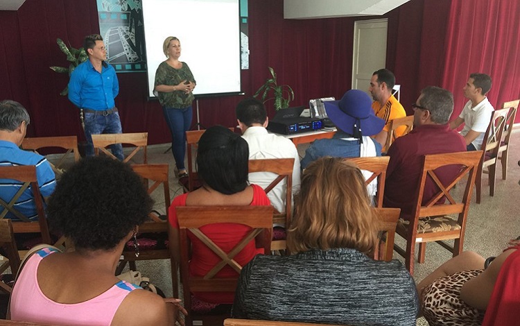 Primer taller provincial #VCLdigital en Sagua la Grande Primer taller provincial #VCLdigital en Sagua la Grande