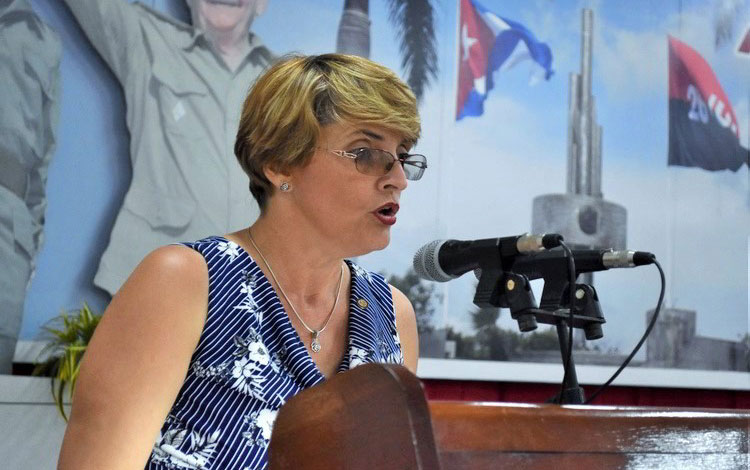 Dra. Lizette Pérez Perea, consultora de la Oficina de la Organización Panamericana de la Salud y de la Organización Mundial de la Salud en Cuba (OPS/OMS). Dra. Lizette Pérez Perea, consultora de la Oficina de la Organización Panamericana de la Salud y de la Organización Mundial de la Salud en Cuba (OPS/OMS).