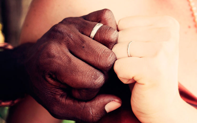 Parejas interraciales