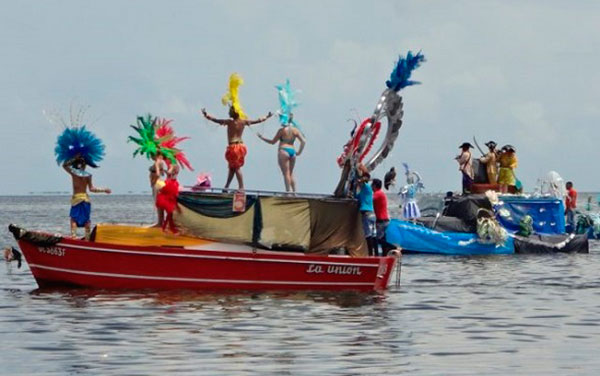 Carnaval acuático en Caibarién, Villa Clara. Carnaval acuático en Caibarién, Villa Clara.