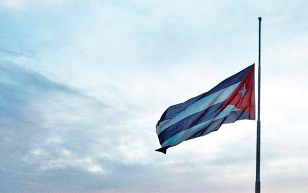 Decreta duelo oficial el Consejo de Estado de Cuba