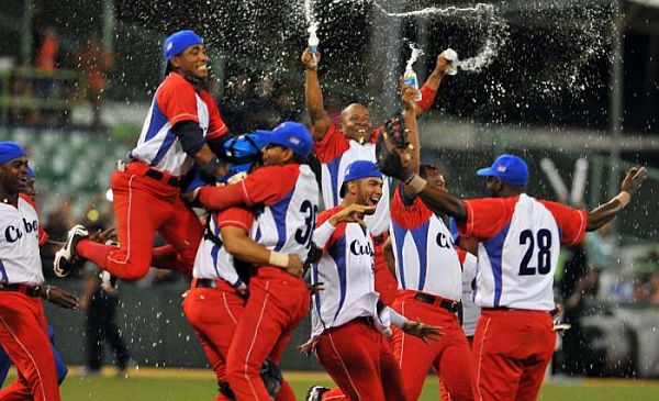 Cuba gana la Serie del Caribe, en febrero de 2015. Cuba gana la Serie del Caribe, en febrero de 2015.