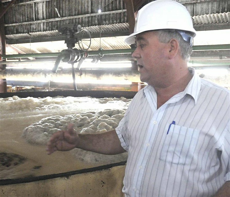 Ramón Díaz, director de la Base de Derivados Heriberto Duquesne.