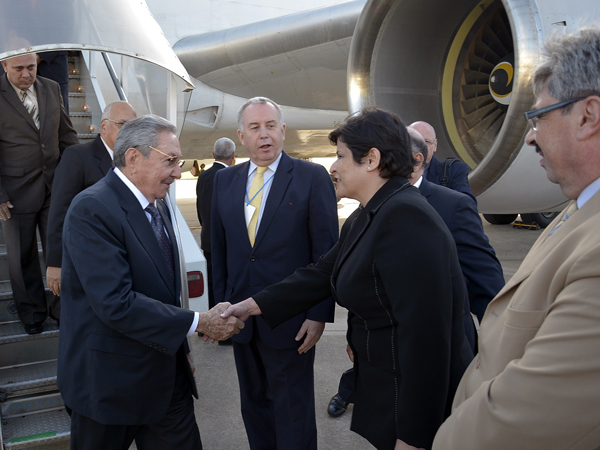 Llegada de Raúl Castro Ruz a Uruguay.