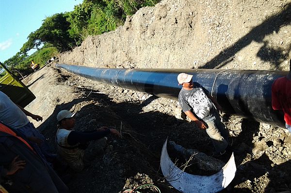 Reparación de conductoras de agua.