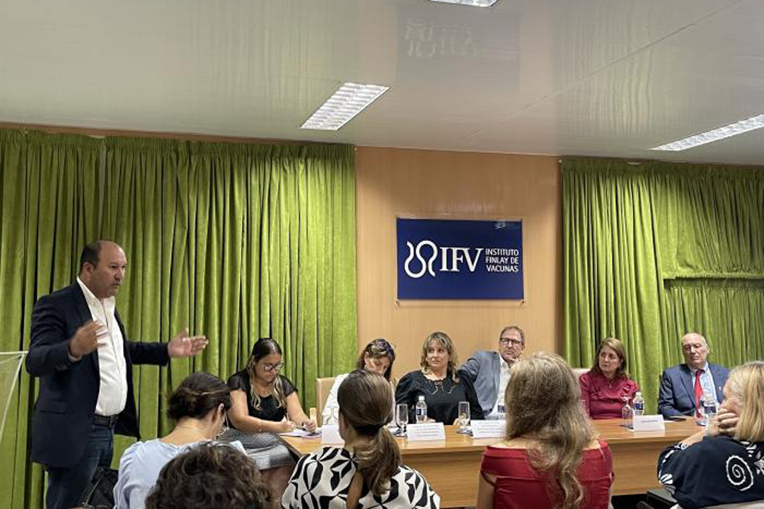 Reunión instituto Finlay de Vacunas