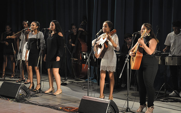 Ensemble Caturla, del Centro Provincial de Enseñanza Artística de Villa Clara. Ensemble Caturla, del Centro Provincial de Enseñanza Artística de Villa Clara.
