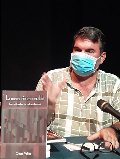 Crítico teatral cubano Omar Valiño. Crítico teatral cubano Omar Valiño.