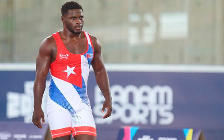 El gladiador Yan Luis Fernández, monarca de los 87 kilogramos en Cali-Valle. (Foto: Tomada de Internet).
