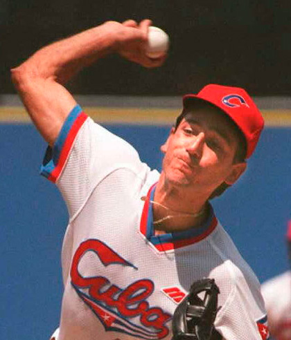 Eliecer Montes de Oca lanzador del equipo Cuba. Eliecer Montes de Oca lanzador del equipo Cuba.