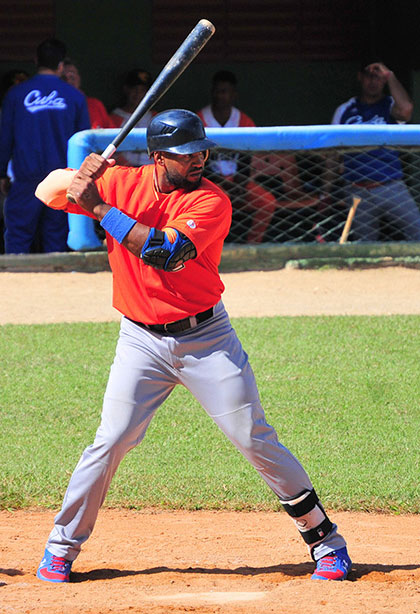 Leandro Turiño, pelotero de Villa Clara. Leandro Turiño, pelotero de Villa Clara.