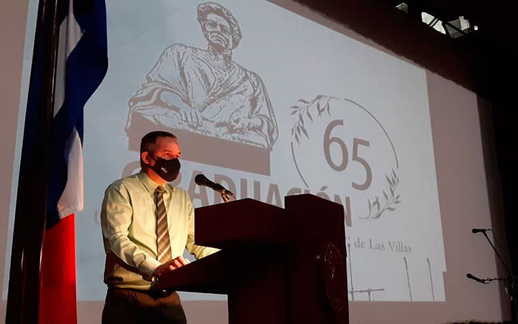 Dr. C. Raciel Lima Orozco. Dr. C. Raciel Lima Orozco.
