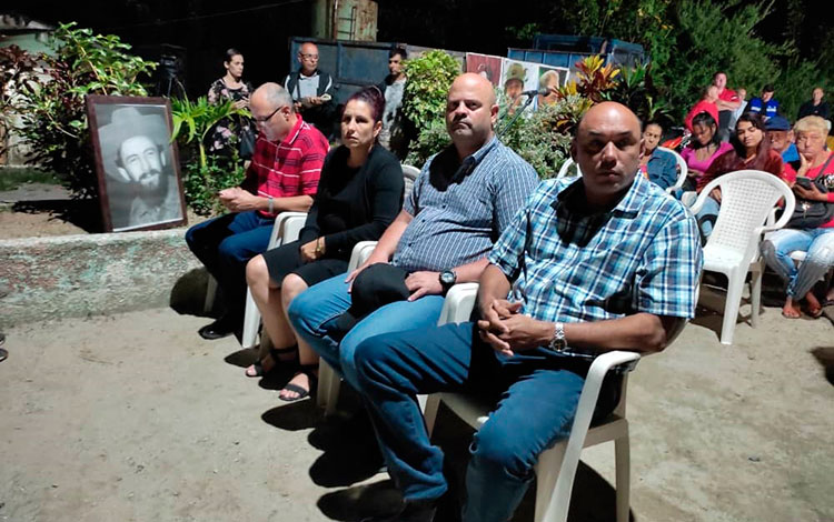 Osnay Miguel Colina, primer secretario del PCC en Villa Clara y Alberto López Díaz, gobernador.