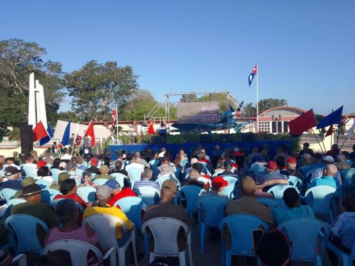 Acto por el aniversario 63 de la victoria de Playa Girón.
