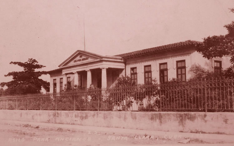 Asilo para ancianos de la calle San Miguel, en Santa Clara. Asilo para ancianos de la calle San Miguel, en Santa Clara.