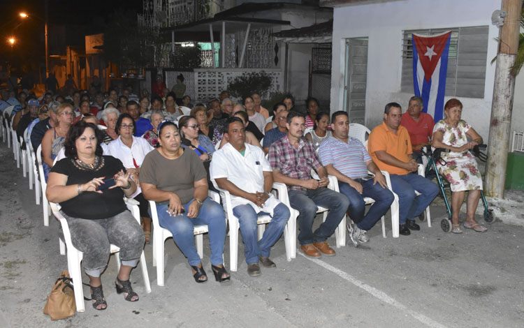 Audiencia sanitaria en el reparto Capiro, de Santa Clara. Audiencia sanitaria en el reparto Capiro, de Santa Clara.