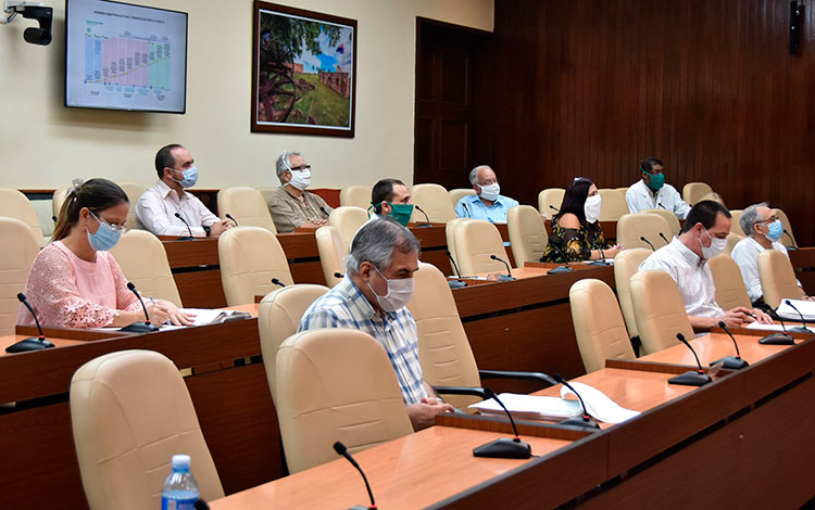 Reunión del presidente de Cuba, Miguel Díaz-Canel, con expertos de Salud Pública de Cuba, Reunión del presidente de Cuba, Miguel Díaz-Canel, con expertos de Salud Pública de Cuba,