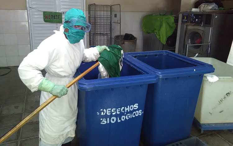 Tratamiento de los desechos biológicos en el hospital Celestino Hernández Robau. Tratamiento de los desechos biológicos en el hospital Celestino Hernández Robau.