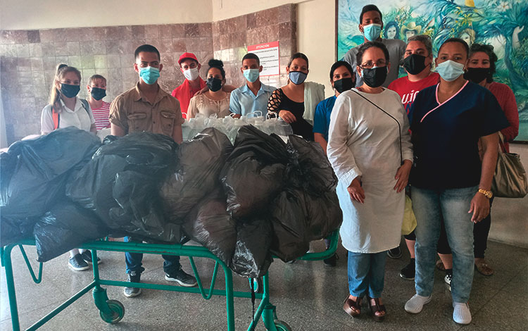 Donación realizada por jóvenes, campesinos y trabajadores del municipio de Camajuaní al Servicio de Oncohematología del hospital pediátrico José Luis Miranda, de Santa Clara.