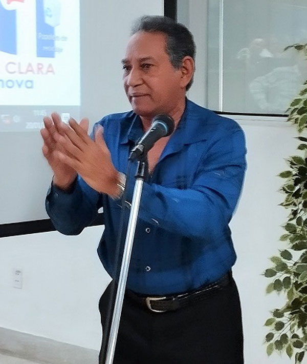 Dr. C. Danilo Nápoles Méndez, jefe del Grupo Nacional de Ginecología y Obstetricia.