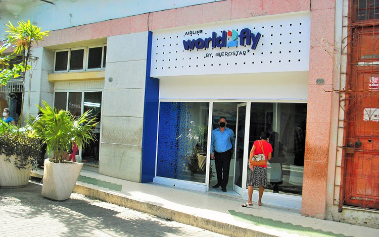 Oficina de la agencia World2fly en Santa Clara, Cuba. Oficina de la agencia World2fly en Santa Clara, Cuba.