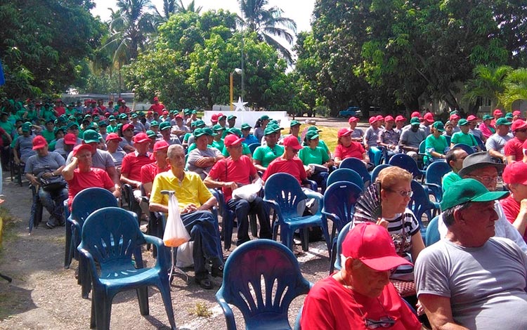 Acto por aniversario 50 de la delegación de la agricultura en la antigua provincia de Las Villas. Acto por aniversario 50 de la delegación de la agricultura en la antigua provincia de Las Villas.