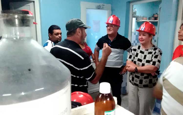 Primera Secretaria PCC en ingenio Ifraín Alonso