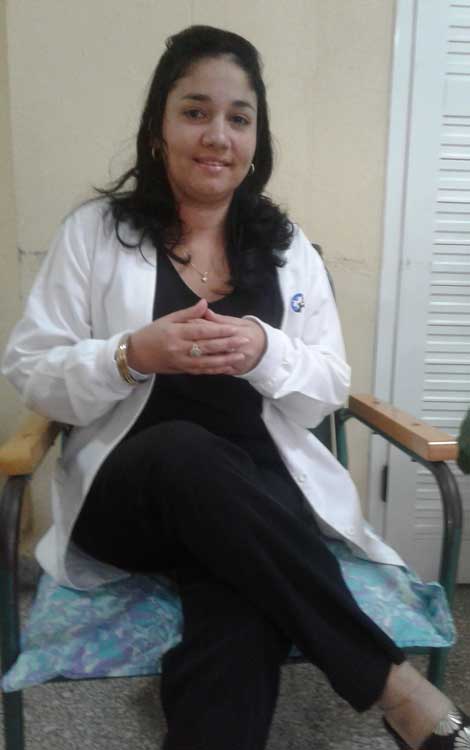 doctora Yaimara Suárez Castillo, especialista de Primer Grado en Neumotisiología doctora Yaimara Suárez Castillo, especialista de Primer Grado en Neumotisiología