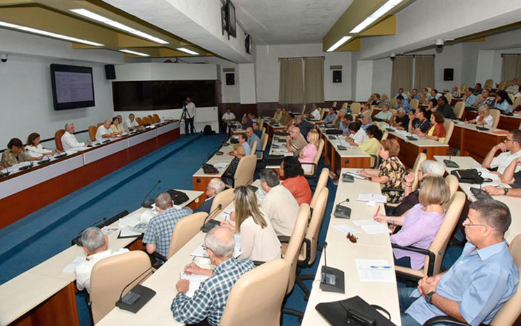 Reunión del Polo Científico Productivo de La Habana, Artemisa y Mayabeque, con la presencia de Miguel Díaz-Canel Bermúdez, presidente de Cuba.